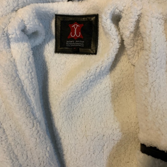 Jackets Junction Bomber Aviator Shearling Jacket - Picture 3 of 4